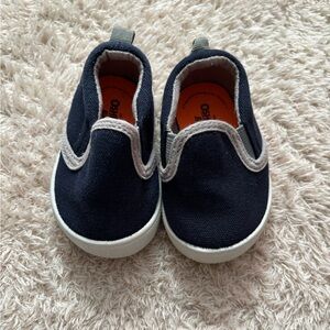 OshKosh B'gosh Navy Baby Slip-On Sneakers Loafers Size 2